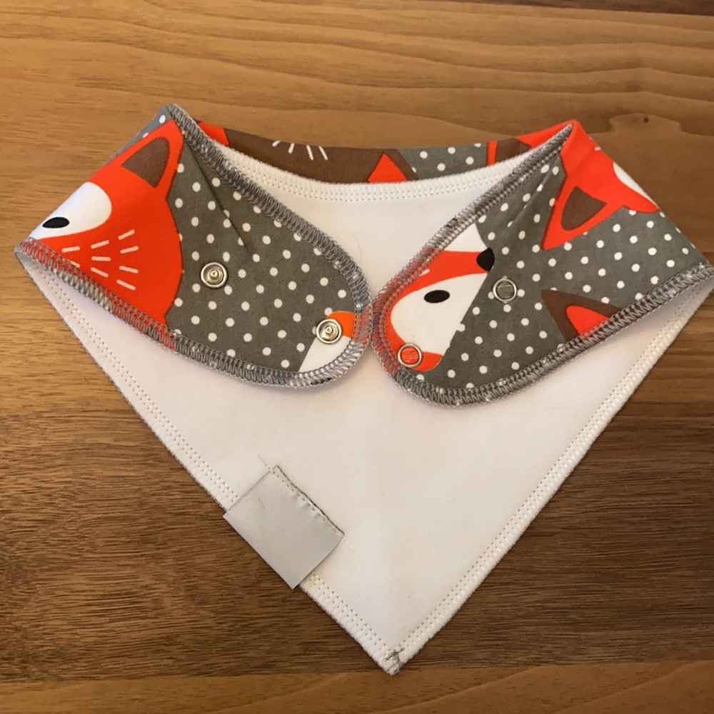 The Fox On The Hound Dog Bandana! - Picture 6 of 6